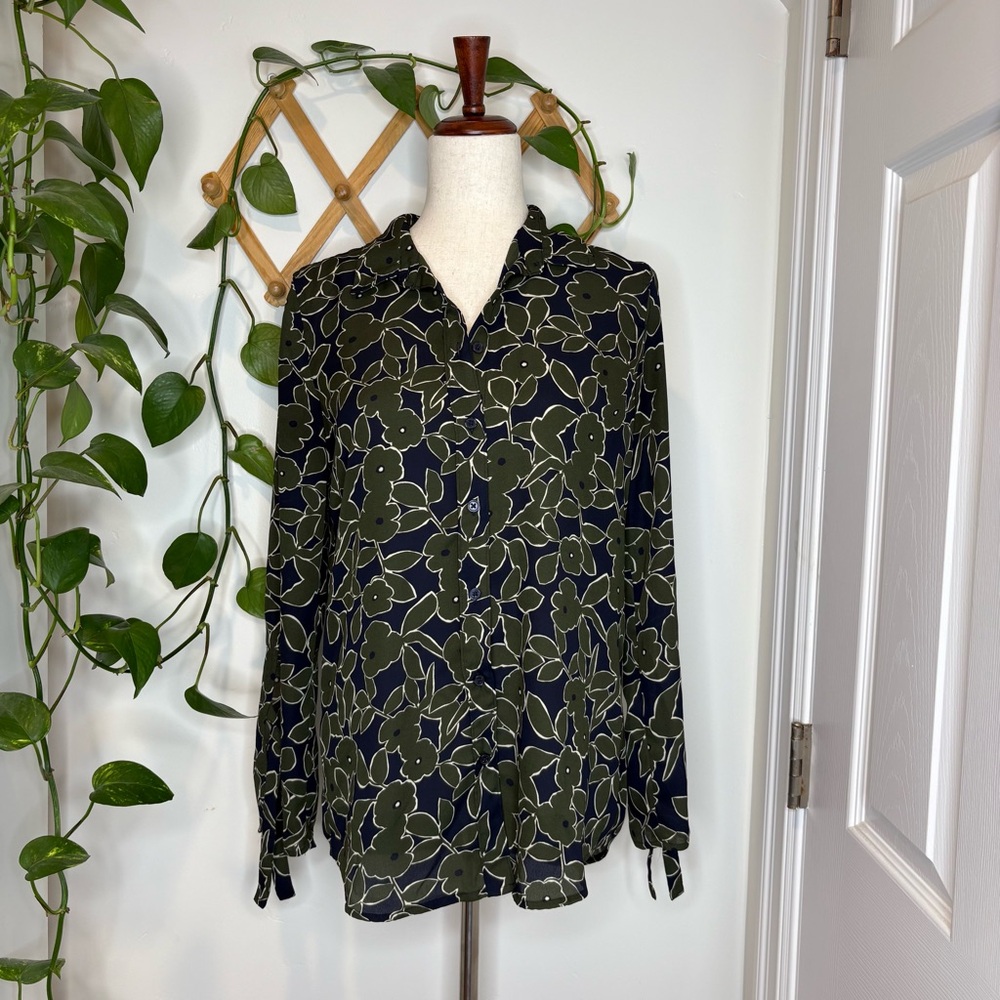 BANANA REPUBLIC Boyfriend Fit Green Blue Split Sleeve Button Down Floral Top - Picture 2 of 8